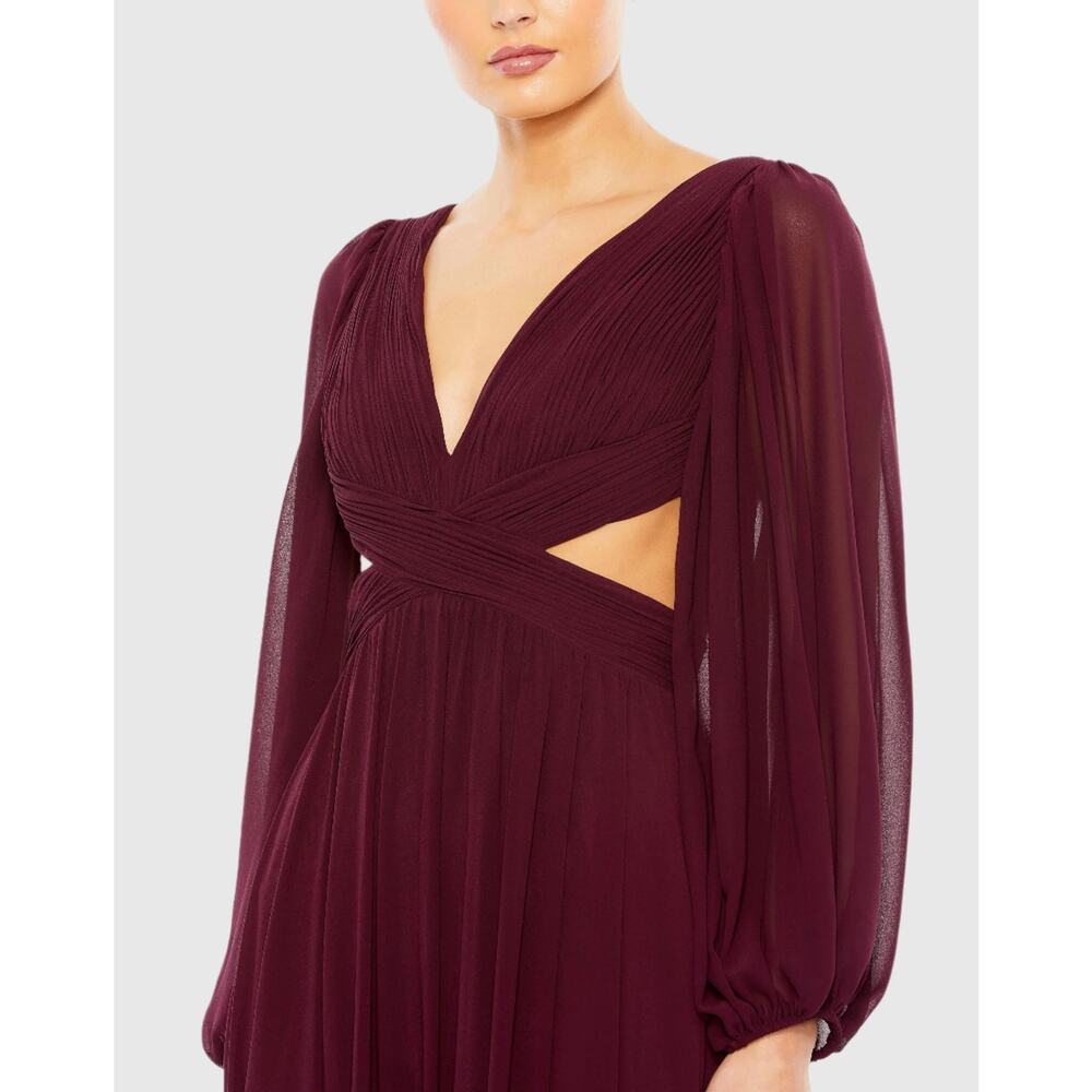 Mac Duggal NWT Pleated Cut Out Long Sleeve Lace Up Tiered Gown in Plum Size 4 - Picture 3 of 8